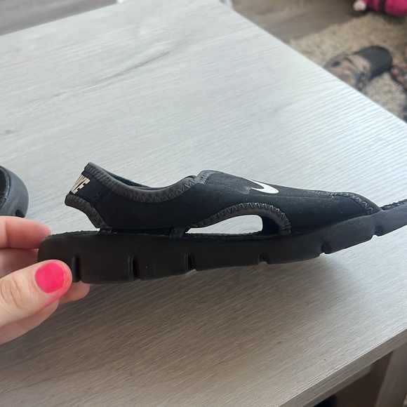 Nike Kids Velcro Sandals - Picture 3 of 4